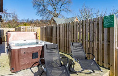 Gardener’s Cottage with Hot Tub - Foto 28