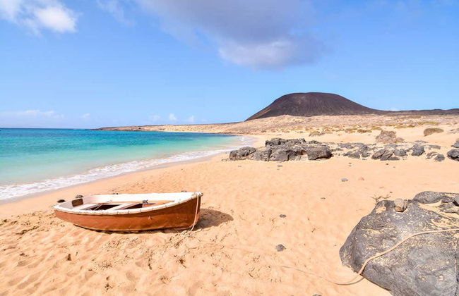 Traghetto per l'isola La Graciosa - Foto 1