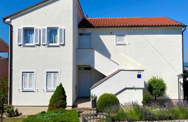 app OLIVER MALINSKA - Foto 1