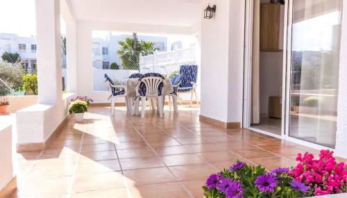 Villa El Arenal a 3 min de la Playa - Foto 2