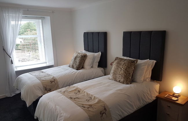 Riverside Apartments - Photo 14