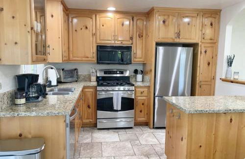 Hot Tub . Near Freeway . Quick 2 Theme Parks/Beach - Foto 27