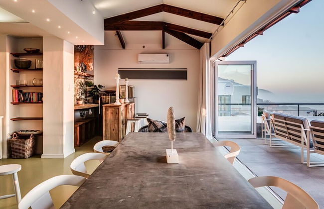 Stylish Holiday Home With Private Pool Ocean Views Jumeirah Blue - Photo 17