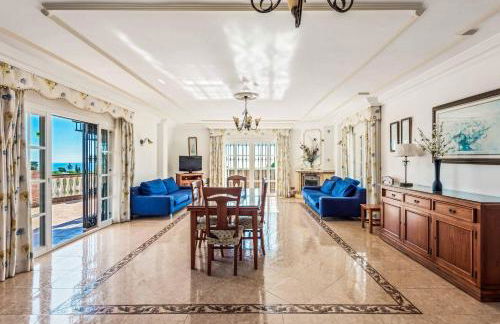 Villa Maria Isabel - Photo 24