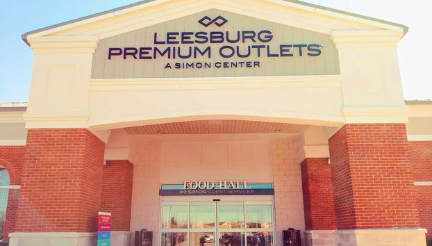 Leesburg Premium Outlets Shopping Tour - Foto 3