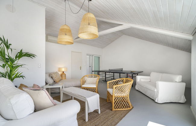 Stylish Sunny Penthouse Near Cascais Center & Greenspace - Photo 22