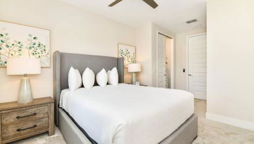 Cozy 3 Bedroom Townhouse Near Disney w/ Patio - Foto 2