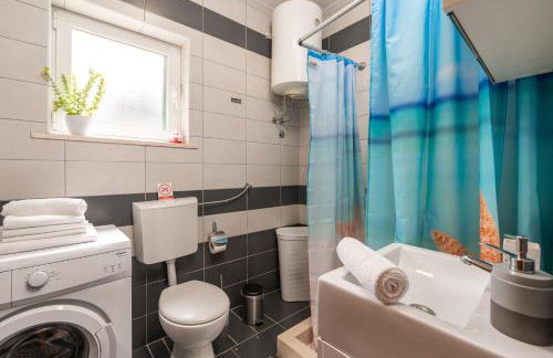 Villa Petmat - with private pool and 6 bedrooms - Photo 66