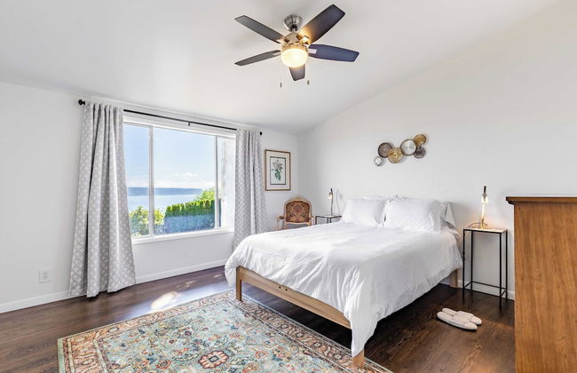 Saratoga by the Sea by Avantstay Panoramic View, Near Langley - Photo 16