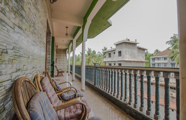 OYO 14181 Home Garden View Studio Morjim Beach - Foto 20