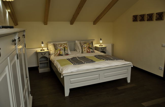 Arina Apartments - Photo 5