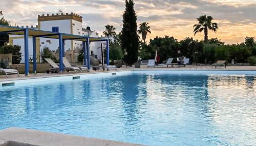 Pet Friendly Home In San Pancrazio Salentin With Private Swimming Pool, Can Be Inside Or Outside - Foto 1