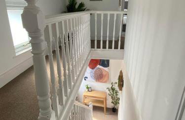 The Penthouse at Percy House Pet Friendly 2 Bedroom Apartment in Porthcawl Sleeps 4 people Located in the town centre - Foto 20