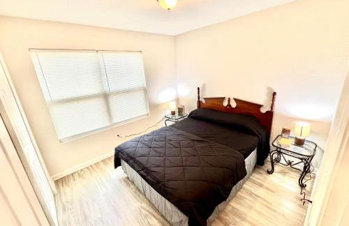 3 Bed Home 5 Mins to JAX Airport & Zoo - Foto 39