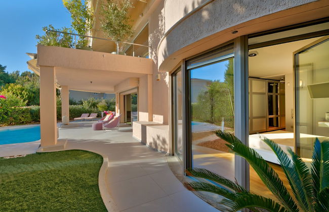 Luxurious Villa Philoxenia - Photo 38