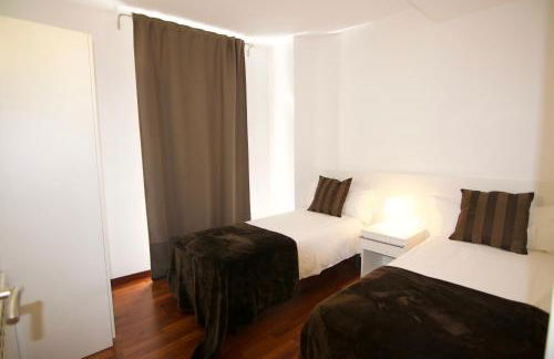 Glasir Homes Barcelona - Photo 20