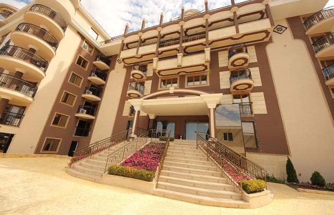 Menada Golden Rainbow Apartments - Photo 30