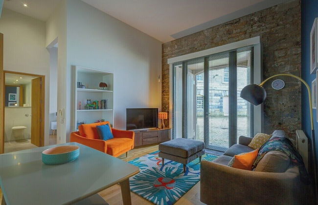 5 Brewhouse by Pureserviced - Photo 14