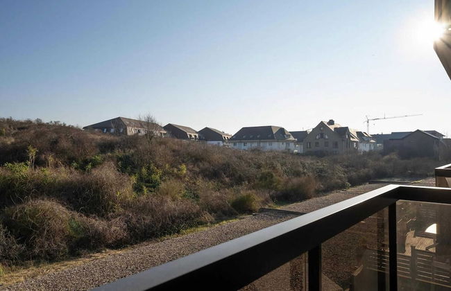 Apartment With Balcony and sea Views - Photo 13