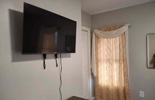Two-Bedroom Home Private Parking 25 min to NYC - Foto 9