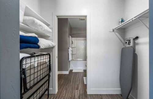 Penthouse Apt - PoolGymHotTubPkg - View! - Foto 24