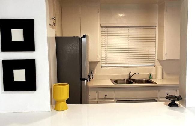 Hollywood Business Suites - Foto 20