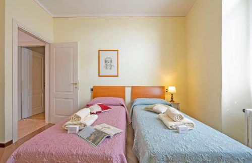 Angela -Terrace & beautiful View lake - Happy Rentals - Foto 18