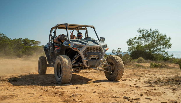 Enjoying the buggy tour