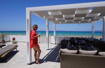 Lambou Beach Sunset - Foto 24