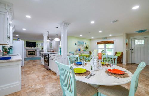 Outdoor Oasis with Bar and Lanai Tavares Escape - Photo 10