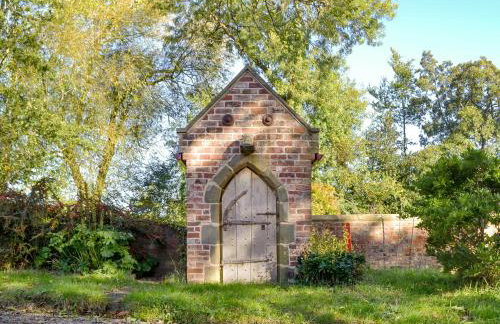 The Ashes - Photo 17