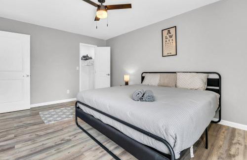 Modern 2BD 2BA Flat Gym and Pool Heart of Downtown - Foto 9