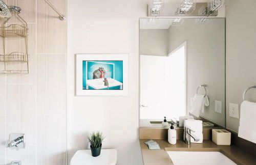 Modern Comfort w Mountain Views - Pet-Friendly - Foto 32