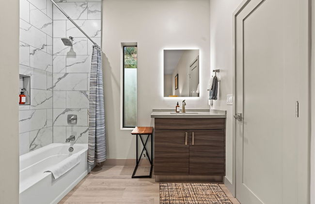 NEW Moondance Private Studio Cathedral Rock Hiking - Photo 10