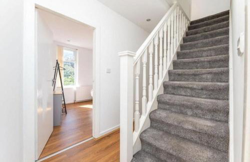 Leeds Beautiful Home - Parking - Yorksha Property - Foto 31