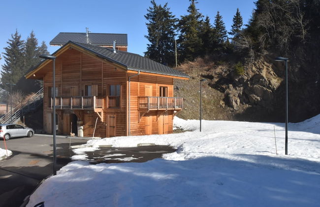 Splendid Chalet in Chamrousse With TV - Photo 32