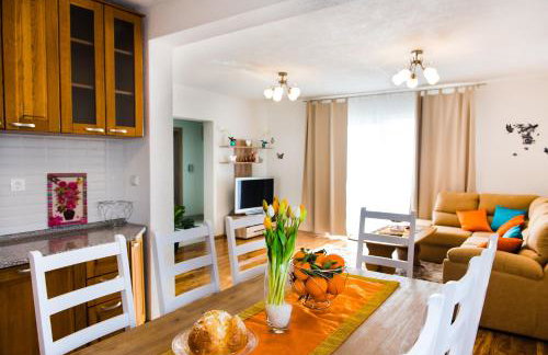 Over the skyline - Photo 20