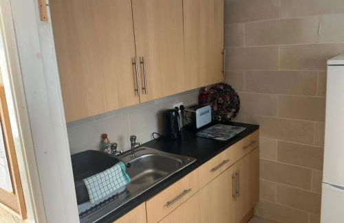 Rain Hill Cottage - Sleeps 4 Parking & Pets Ok - Foto 7