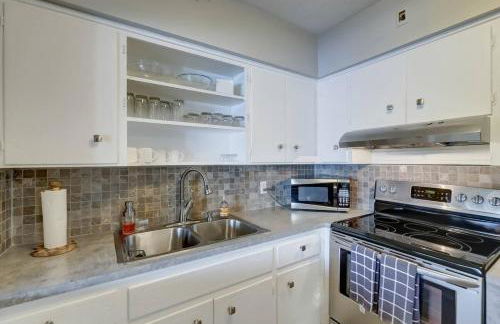 Waterfront Apartment Private Patio Pool - Foto 12