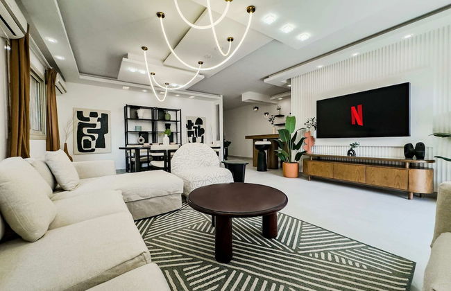 Xuru Stays I The 3bdr Avant-garde Residence 5 min to Airport - Foto 14