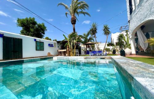 GATU Villa Lurberri, piscina privada, Parking, jardines -Mayores de 25 años y familias " - Foto 30