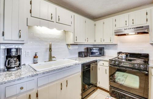 Newly Renovated Sky Valley Condo with Mtn Views - Foto 12