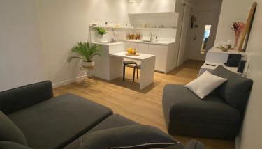 Dolce-Vita appart 3 étoiles, climatisé , 50M de la mer et aux portes de Menton ,parking gratuit - Foto 2