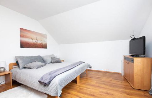 Stunning Home In Velika - Photo 27