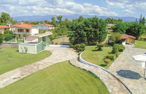 Awesome Home In Kamena Vourla - Foto 19