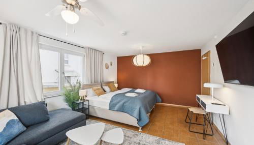 Kaiserstuhl Oase - 4BR, Küche, TV`s, Waschtrockner, Innenhof - Foto 3