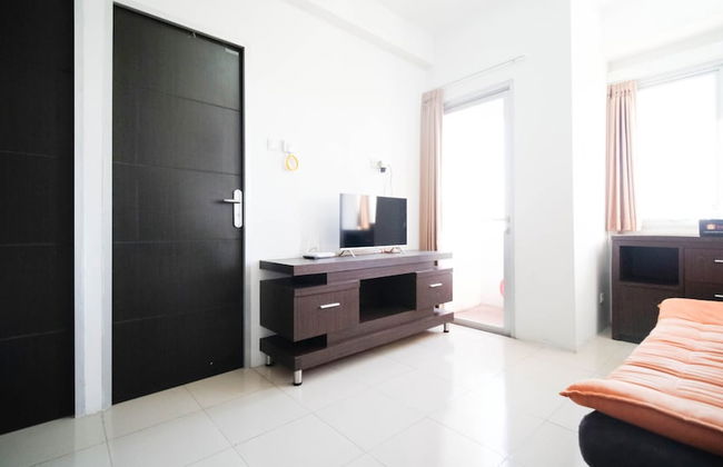 Simple 2Br With Extra Bed At Menara Rungkut Apartment - Foto 26
