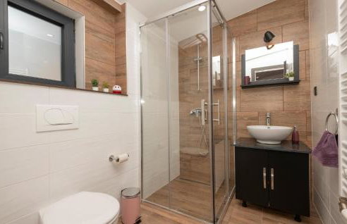 2 Bedroom Nice Home In Biorine - Foto 40
