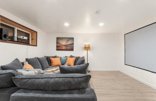 Riverfront w Cedar Hottub, Sauna, Movie Theatre - Foto 18