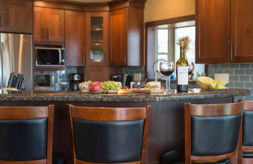 Tide Pool! PERFECT Location! AMAZING views! Short Walk to Beach! Hot Tub!! Game Room!! BBQ!! Fast WiFi!! Dog Friendly! - Foto 19